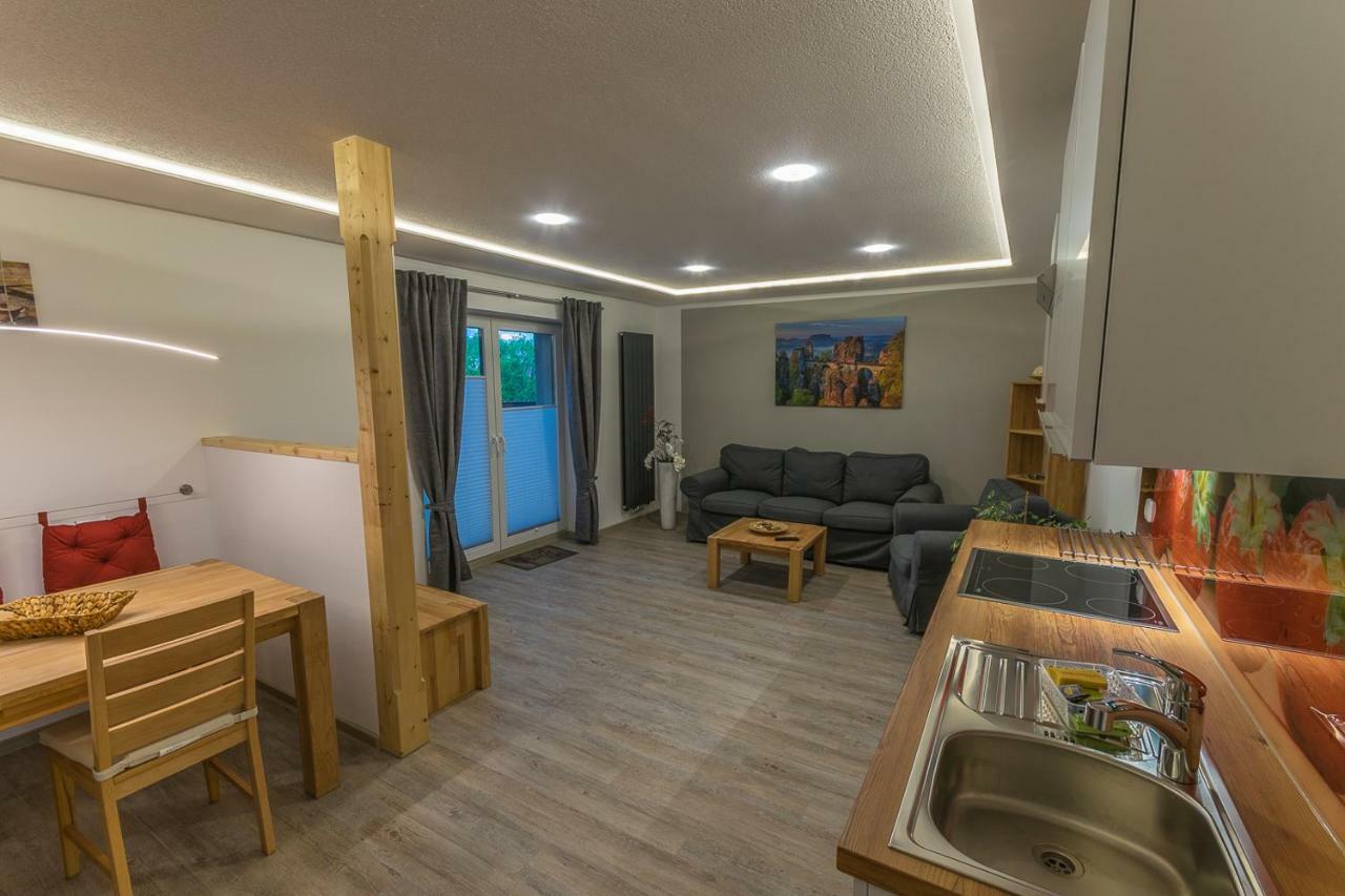 Ferienwohnung "Turmblick" Rathmannsdorf Buitenkant foto